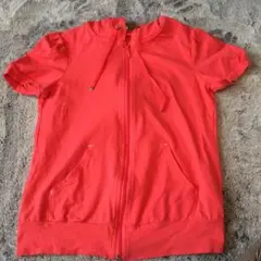 ユニクロ　フード付き半袖　パーカー　ピンク