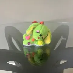 レトロポップ　うたたねわんわん　ビーズ　黄緑