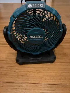 Makita CF100D 扇風機 充電ファン　中古 Makita CF100D 扇風機 充電ファン バッテリー付き 中古 - メルカリ