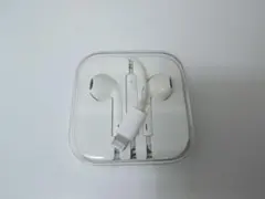 【純正】Apple iPhone有線イヤホン Lightning端子 ケース付
