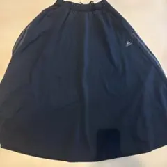 adidas ロングスカート