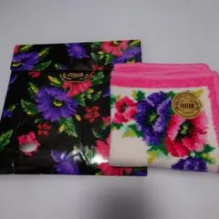 未使用品　FEILER 花柄タオルハンカチ 約25cm