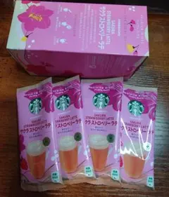 Starbucks サクラストロベリーラテ プレミアムミックス4本のサムネイル