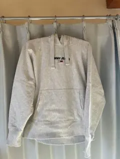 【美品】TOMMY JEANS グレー フード付きパーカー