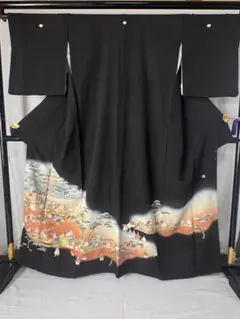 [美品] 黒留袖　正絹　紋入り　比翼付き　黒　ぼかし　松　結婚式　フォーマル