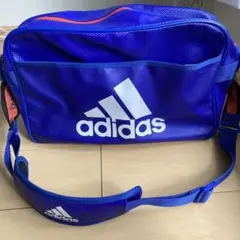 アディダス　adidas エナメルバッグ