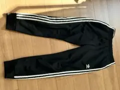 adidasトラックパンツ