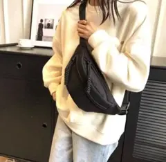 大人気✨ ボディバッグ ウエストポーチ ショルダーバッグ 黒 大容量 男女兼用