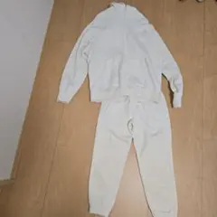 スエット セットアップ