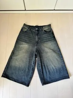 デニムショートワイドパンツ　ブルー　Mサイズ