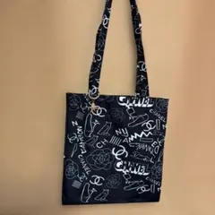 【CHANEL】ノベルティトートバッグ黒　ブティックVIP会員ギフト　チャーム付