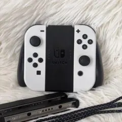 Nintendo Switch 有機ELモデル　ジョイコン ストラップ グリップ
