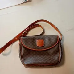 Celine ブラウンレザーショルダーバッグ