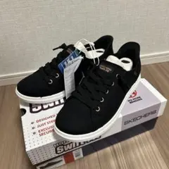 SKECHERS HANDS FREE SWIFT FIT ブラック　23.5
