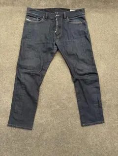 DIESEL THICAR ダークデニム 32/32 ストレートパンツ