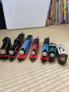 トーマス 重さあり　鉄道玩具 7体セット