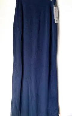 マメクロゴウチ　UNIQLO 3Dリブロングスカート ブルー　 M/L