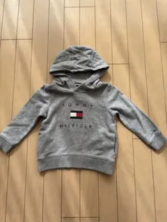 【未使用品】 トミーヒルフィガーパーカー