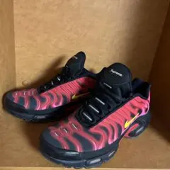 NIKE Supreme Air Max Plus スニーカーのサムネイル