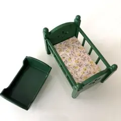 【初期 美品!!】シルバニア 緑家具 ベビーベッドゆりかごセット　赤ちゃんベッド