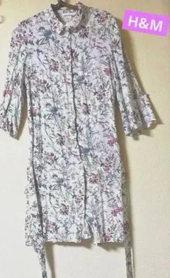 H&M ボタニカル　シャツワンピース七分袖。ウエストリボン付き。お洗濯簡単