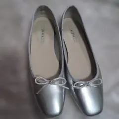 RANDA シルバー リボン付きバレエシューズ 23.0