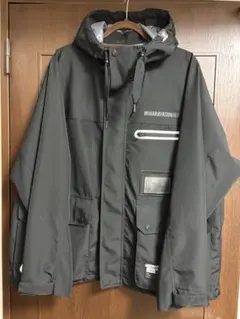 ブラック マウンテンパーカー