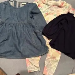 デニムワンピースとトップスセット