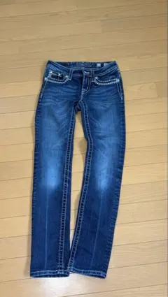 Miss Me ミスミー デニムパンツ y2k スカル柄 濃紺 W25 Miss Me ミスミー デニムパンツ y2k スカル柄 濃紺 W25 - メルカリ