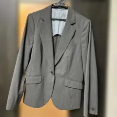 レディース　グレー ストライプ ビジネスジャケット