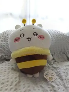 【美品】ちいかわ ハチさんBIGぬいぐるみ