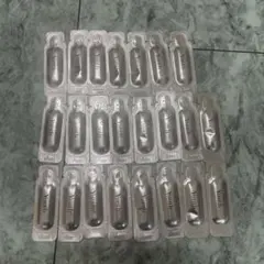 Yunth 美容液 23個