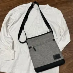 ショルダーバッグ