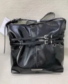 MATIN KIM ストラップバッグ黒　 マーティンキムショルダーバッグ