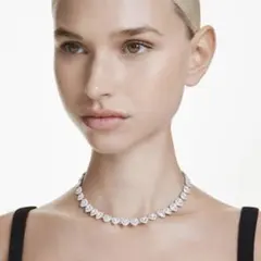 新品✨スワロフスキー アリアナ グランデ ネックレス ハート チョーカー