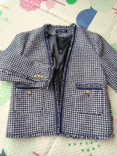 ZARA　WOMAN　ノーカラーツイードジャケット　ゴールドボタン　Ｌサイズ