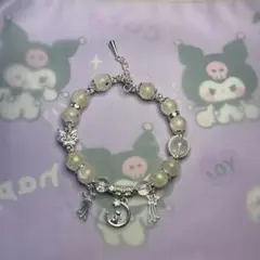 ハンドメイド ブレスレット 月と星のチャーム付き