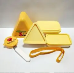 【新品・未使用】セサミストリート　おにぎり　ランチボックス　弁当箱　エルモ　黄