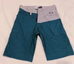 一度のみ使用　オークリー　ゴルフウェア　ショートパンツ　サイズ30