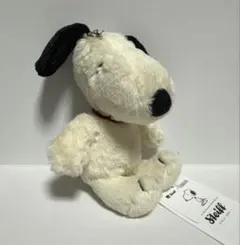 本日限定価格 ほぼ新品　シュタイフ　スヌーピー キーチャーム バッグチャームのサムネイル