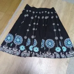 ◇USA製◇　膝丈　フレアスカート　花柄　М相当