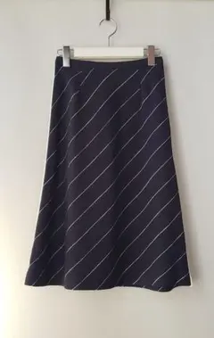 【未使用品】レストローズ　スカートのサムネイル