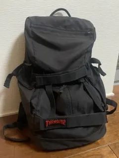 Thrasher ブラックバックパック 中型