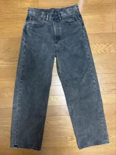 美品✨　GU バギージーンズ