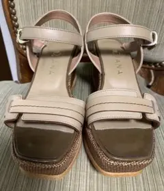 レディース　サンダル　ダイアナ