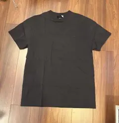 ATON ブラウン クルーネック Tシャツのサムネイル