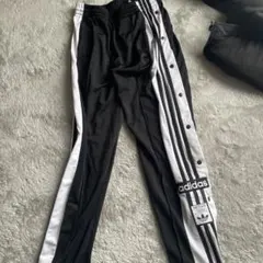 2026年最新】adidas パンツ サイドスナップの人気アイテム - メルカリ