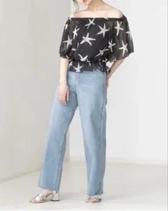 夢展望　シフォンオフショルブラウジングトップス 　ブラックヒトデ柄のサムネイル