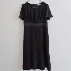 セオリア　フォーマルワンピース　礼服　ブラック フォーマル 11AR 黒　半袖