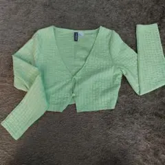 H&M　ショート丈カットソー